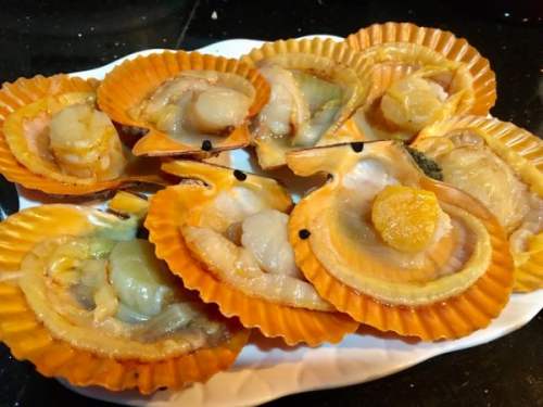 蒜蓉粉丝蒸扇贝